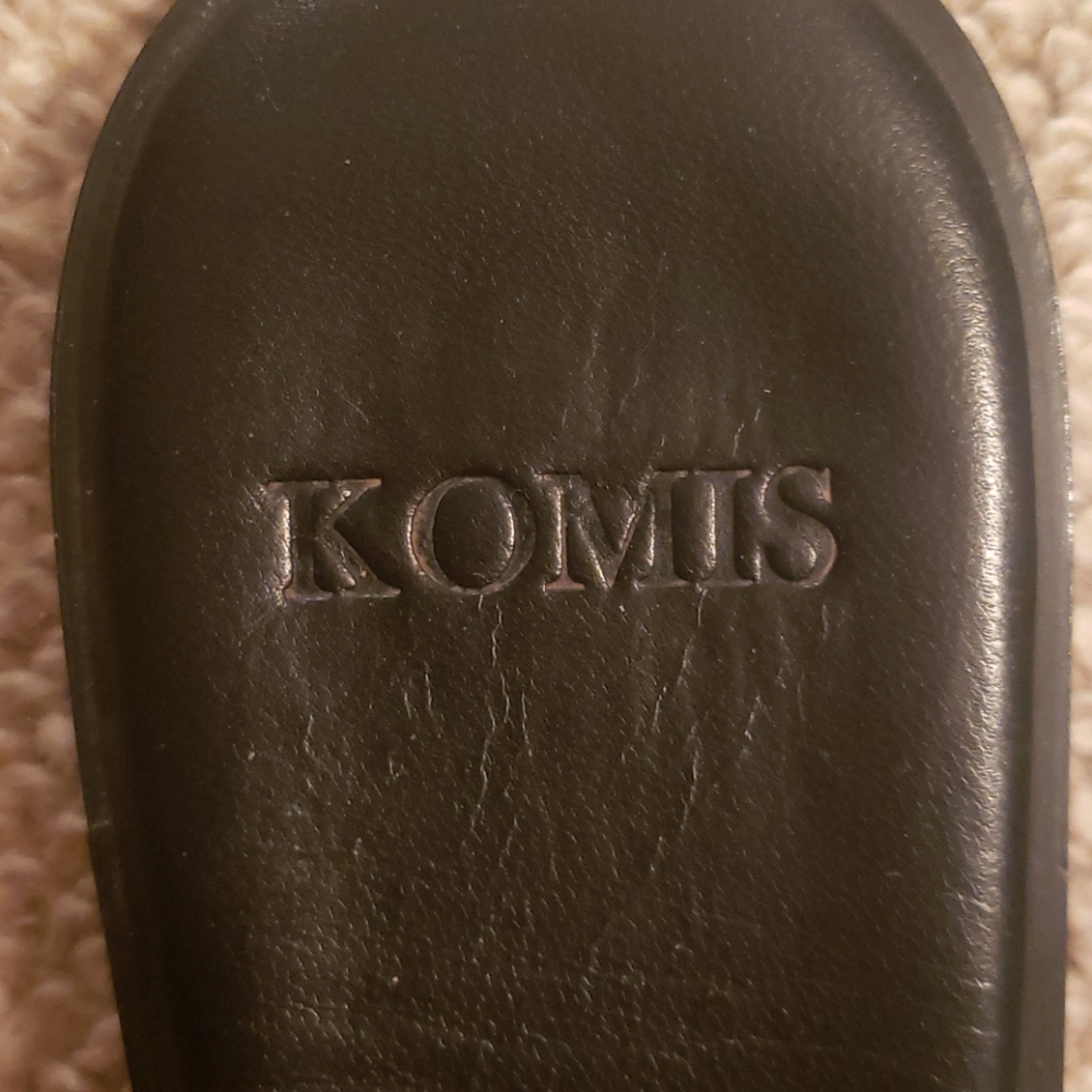 H sandals - Picture 2 of 3